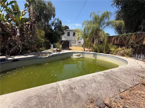 Exterior - 637 S Buena Vis, Redlands, CA 92373 photo 15 of 19