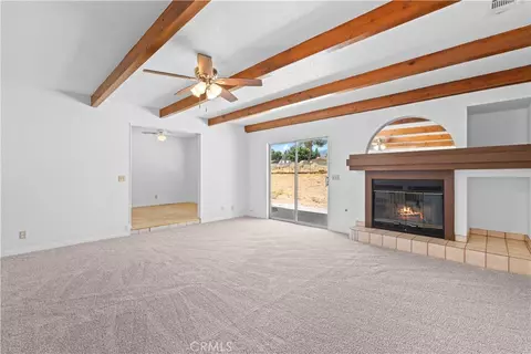 Living - 4467 Valle Vista Ct, Phelan, CA 92371 photo 2 of 3