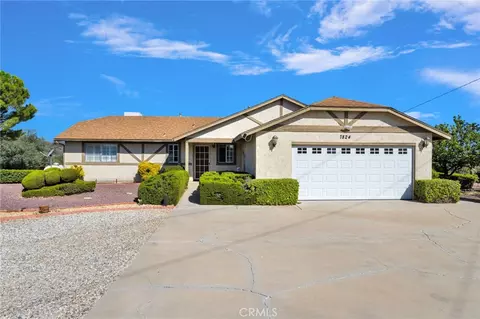 Exterior - 7824 Columbine, Hesperia, CA 92344 photo 2 of 14