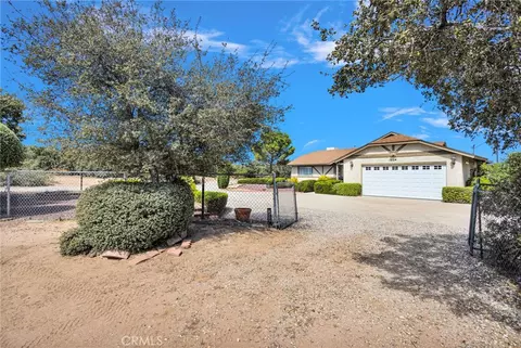 7824 Columbine, Oak Hills, CA 92344 photo 35