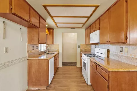 Kitchen - 7824 Columbine, Hesperia, CA 92344 photo 2 of 4