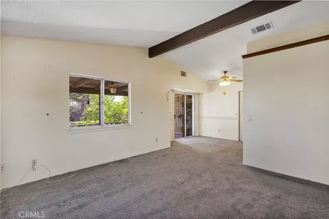 Living - 7824 Columbine, Hesperia, CA 92344 photo 4 of 5