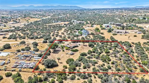 View/Area - 7824 Columbine, Hesperia, CA 92344 photo 4 of 11