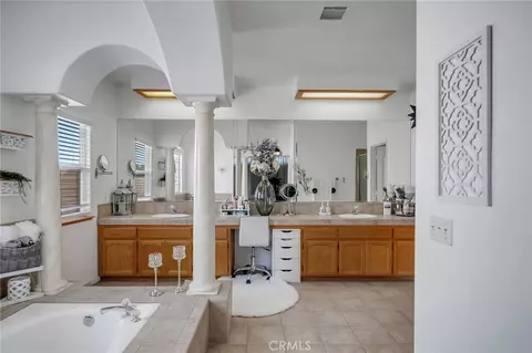 Entry Way - 16783 Crockett, Hesperia, CA 92345 photo 2 of 3