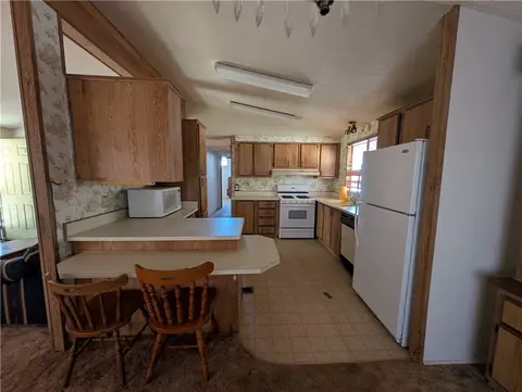 19012 Panther Ave, Adelanto, CA 92301 photo 17