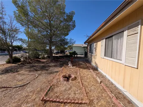 19012 Panther Ave, Adelanto, CA 92301 photo 8