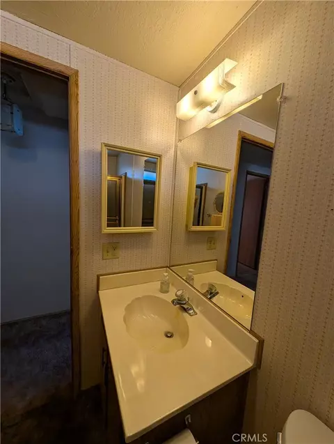 19012 Panther Ave, Adelanto, CA 92301 photo 46