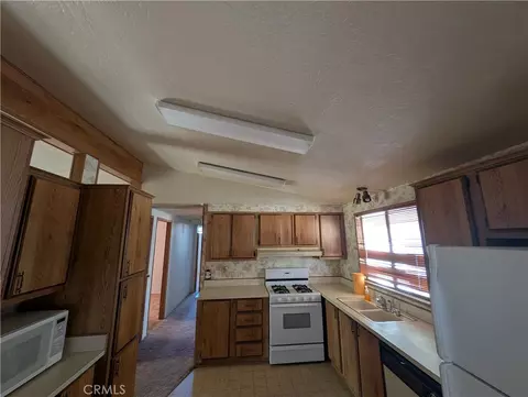 19012 Panther Ave, Adelanto, CA 92301 photo 15