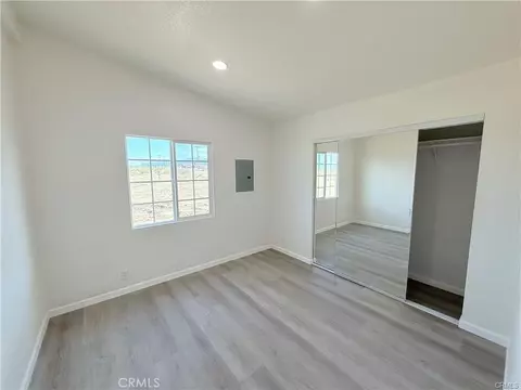 11975 Barbet, Phelan, CA 92371 photo 14