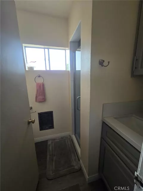 Bath - 9100 11th, Hesperia, CA 92345 photo 1 of 3