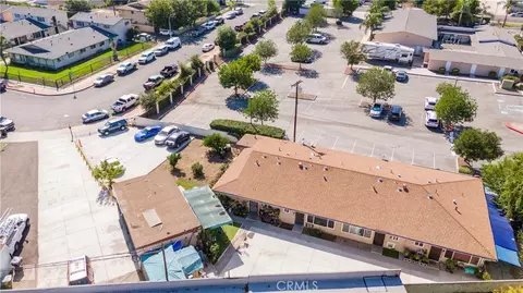 View/Area - 522 N Parkside Dr, Ontario, CA 91764 photo 10 of 14