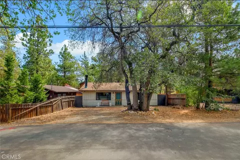 Exterior - 397 Wabash Ln, Sugarloaf, CA 92386 photo 9 of 9