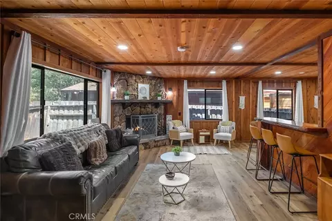 Living - 397 Wabash Ln, Sugarloaf, CA 92386 photo 1 of 3