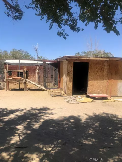 32726 Agate Rd, Lucerne Valley, CA 92356 photo 5