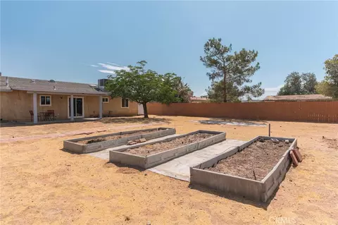 Exterior - 22270 Tehama, Apple Valley, CA 92308 photo 4 of 4
