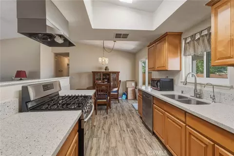Kitchen - 22270 Tehama, Apple Valley, CA 92308 photo 2 of 2