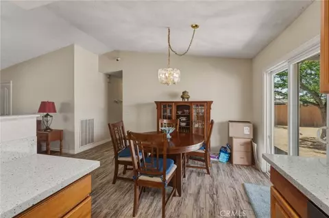 Dining - 22270 Tehama, Apple Valley, CA 92308 photo 2 of 2