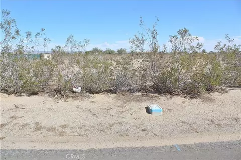11 Olanche Ave, Mojave, CA 93501 photo 3