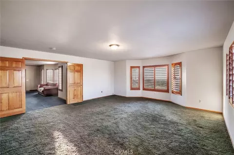 Living - 3230 Silver Rdg, Pinon Hills, CA 92372 photo 5 of 6