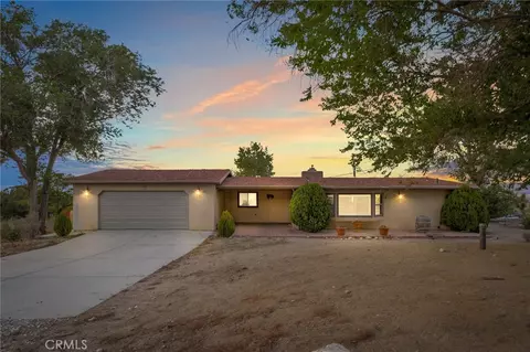 Exterior - 3230 Silver Rdg, Pinon Hills, CA 92372 photo 7 of 8