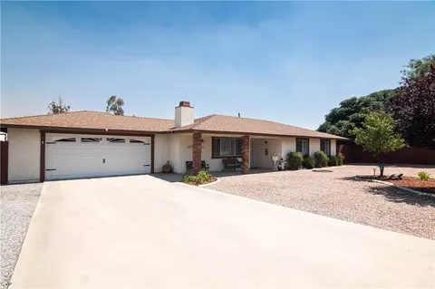 Exterior - 8197 Sherborn Ave, Hesperia, CA 92345 photo 1 of 11