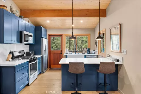 Kitchen - 5888 Willow, Wrightwood, CA 92397 photo 4 of 4