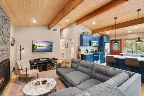 Living - 5888 Willow, Wrightwood, CA 92397 photo 3 of 3