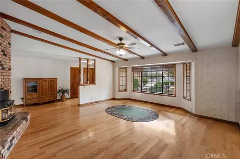 Living - 7040 Kenyon, Hesperia, CA 92345 photo 2 of 5