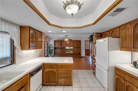 Kitchen - 7040 Kenyon, Hesperia, CA 92345 photo 1 of 1