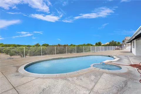 Exterior - 14942 Riverside Dr, Apple Valley, CA 92307 photo 5 of 11