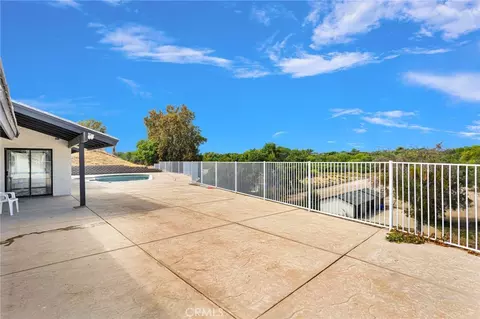 Exterior - 14942 Riverside Dr, Apple Valley, CA 92307 photo 7 of 11