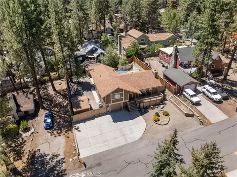 View/Area - 1837 Twin Lks, Wrightwood, CA 92397 photo 1 of 1