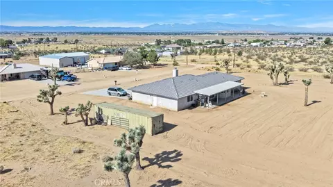 View/Area - 23520 Pala, Apple Valley, CA 92307 photo 1 of 8