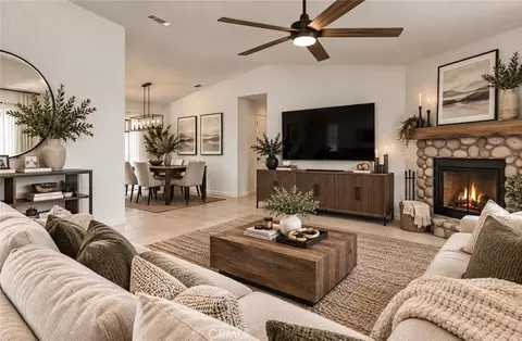 Living - 23520 Pala, Apple Valley, CA 92307 photo 2 of 6