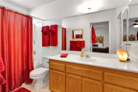 Bath - 23520 Pala, Apple Valley, CA 92307 photo 4 of 5