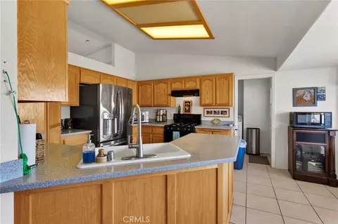 Kitchen - 23520 Pala, Apple Valley, CA 92307 photo 1 of 3
