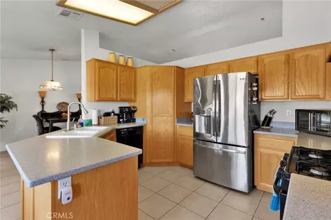 Kitchen - 23520 Pala, Apple Valley, CA 92307 photo 2 of 3