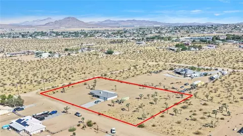 View/Area - 23520 Pala, Apple Valley, CA 92307 photo 3 of 5