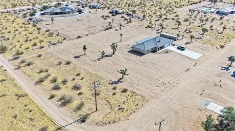 View/Area - 23520 Pala, Apple Valley, CA 92307 photo 3 of 8