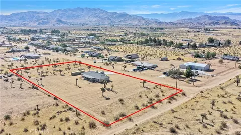 View/Area - 23520 Pala, Apple Valley, CA 92307 photo 6 of 8