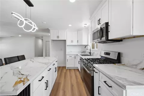 Kitchen - 4626 Sundown, Phelan, CA 92371 photo 2 of 2