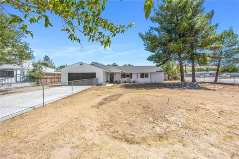 Exterior - 17405 Adobe, Hesperia, CA 92345 photo 3 of 6