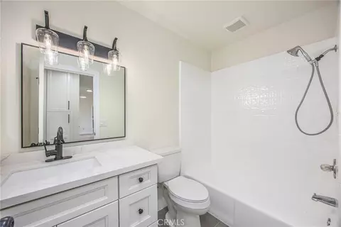 Bath - 17405 Adobe, Hesperia, CA 92345 photo 3 of 3