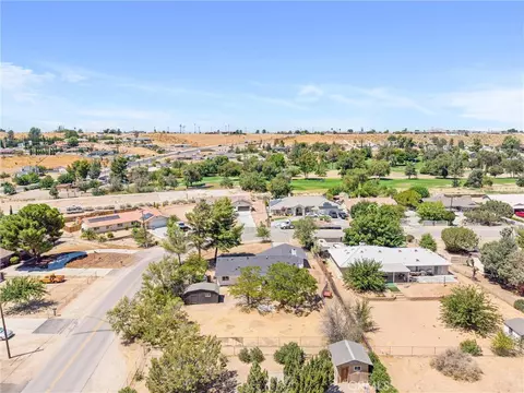 View/Area - 17405 Adobe, Hesperia, CA 92345 photo 5 of 9