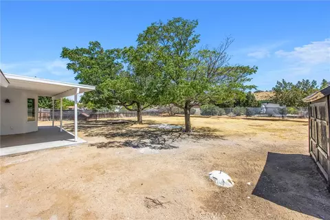 Exterior - 17405 Adobe, Hesperia, CA 92345 photo 4 of 6
