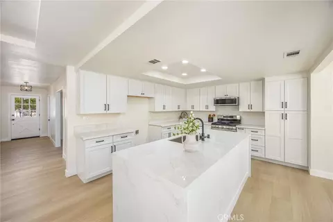 Kitchen - 17405 Adobe, Hesperia, CA 92345 photo 1 of 4