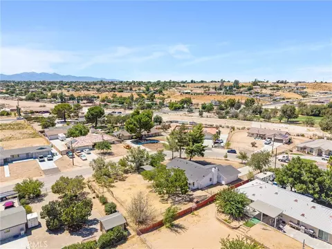 View/Area - 17405 Adobe, Hesperia, CA 92345 photo 4 of 9