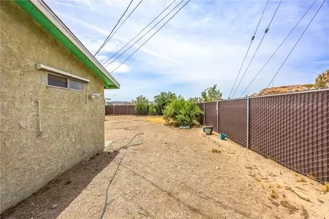 Exterior - 36702 Bel Air, Barstow, CA 92311 photo 3 of 7