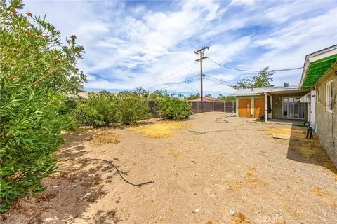 Exterior - 36702 Bel Air, Barstow, CA 92311 photo 6 of 7
