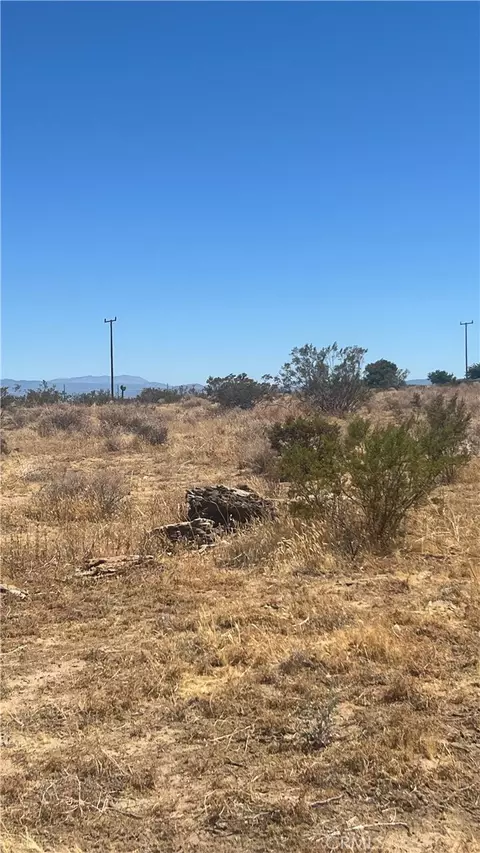 0 Ca-18, Phelan, CA 92371 photo 5